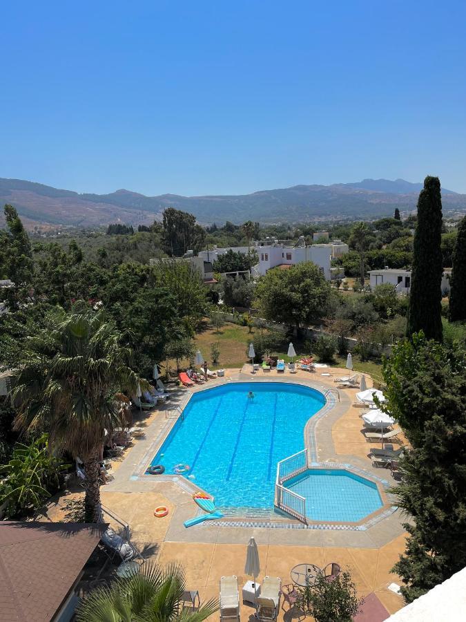 Theodorou Beach Hotel Apartments Psalidi  Dış mekan fotoğraf