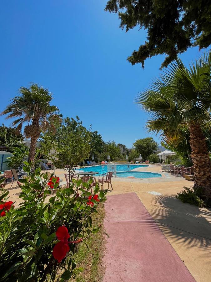 Theodorou Beach Hotel Apartments Psalidi  Dış mekan fotoğraf