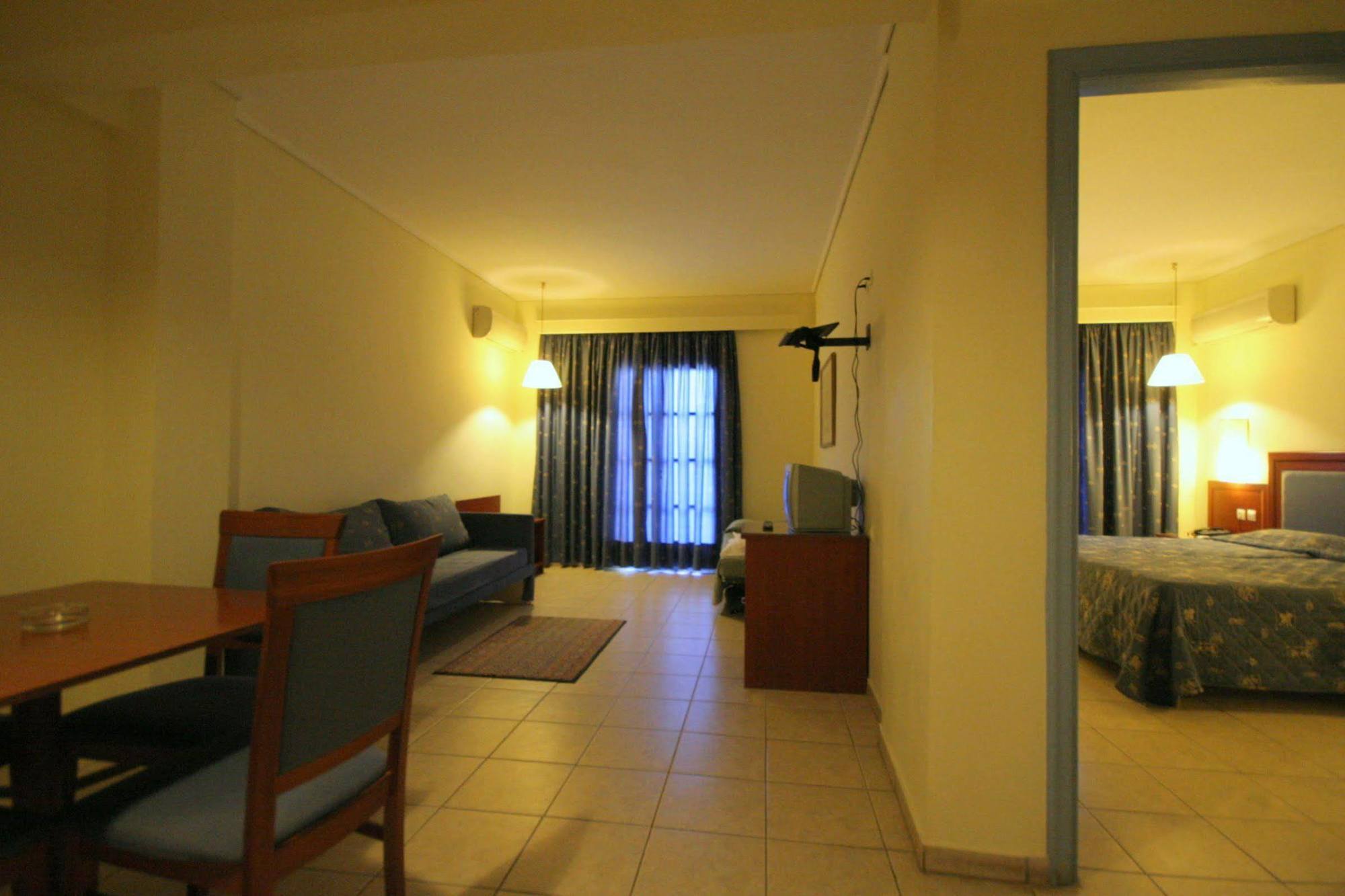 Theodorou Beach Hotel Apartments Psalidi  Dış mekan fotoğraf