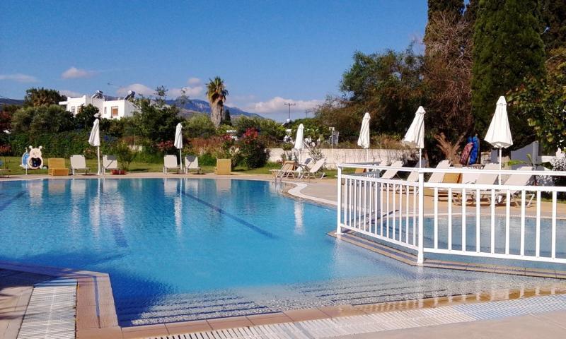 Theodorou Beach Hotel Apartments Psalidi  Dış mekan fotoğraf